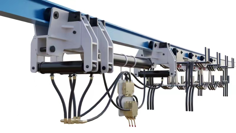 Monorail hydraulic moving device
